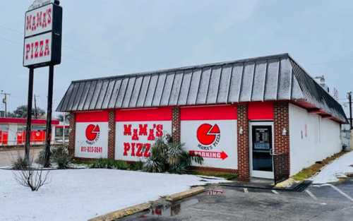 Mama's Pizza - TCU